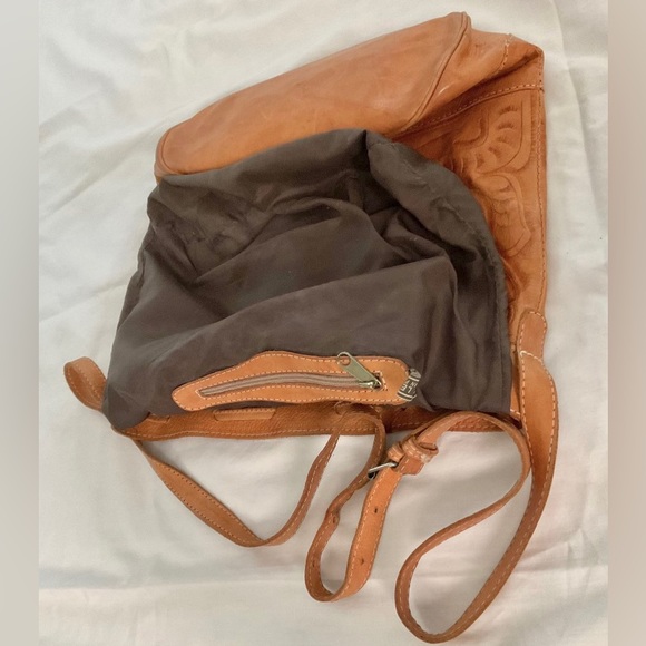 Y2K Vintage Cute Leather Bucket Style Bag, Hand Made In Paraguay - Picture 8 of 14